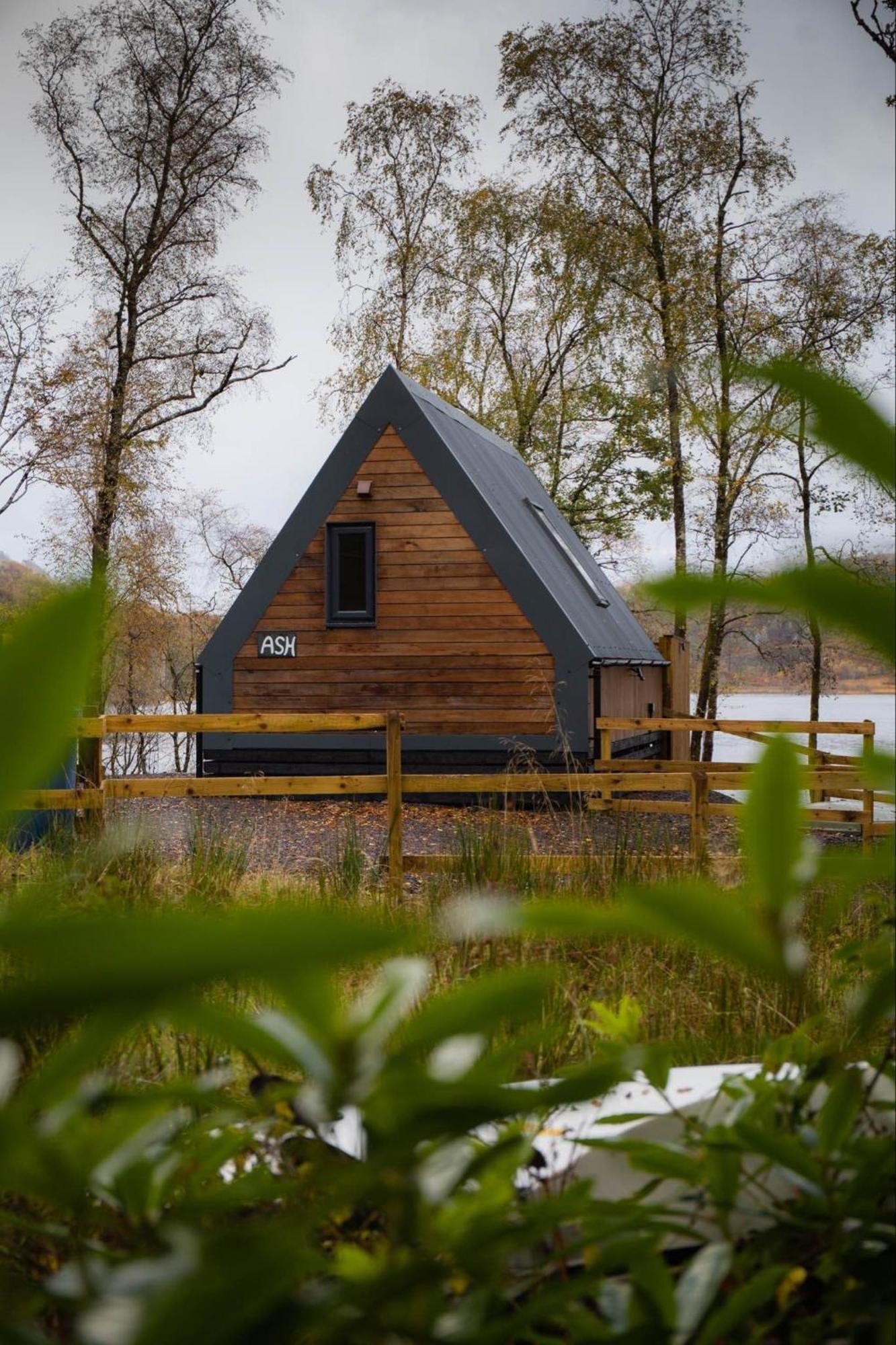 Glenfinnan Retreats ภายนอก รูปภาพ